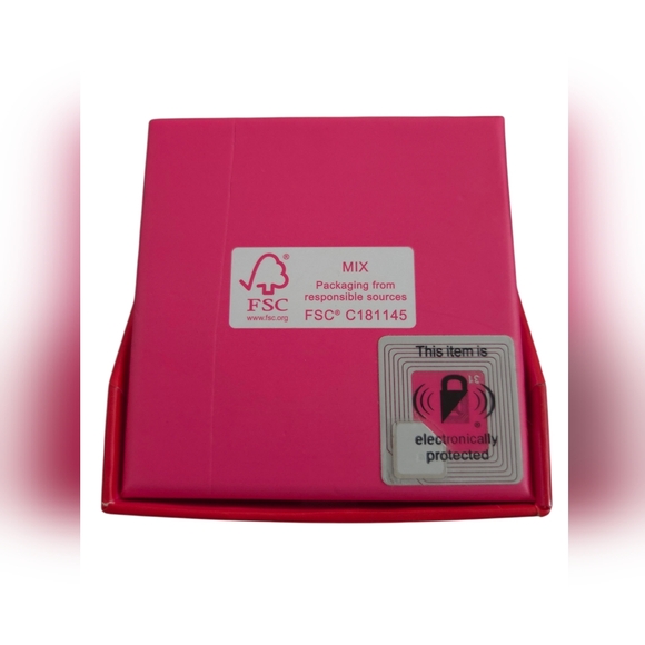 SOLD - NEW Gold 1.24" D. Butterfly Hoop Earrings CZ Pavé Dainty - Picture 9 of 9